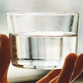 Điều chỉnh độ cứng của nước trên thiết bị làm mềm nước