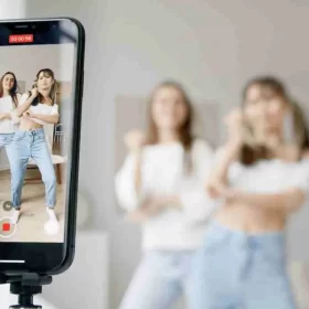 Tuyển Dụng Nhân Viên Sáng Tạo Nội Dung Tiktok