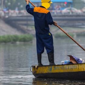 O nhiễm nguồn nước và chất lượng hồ